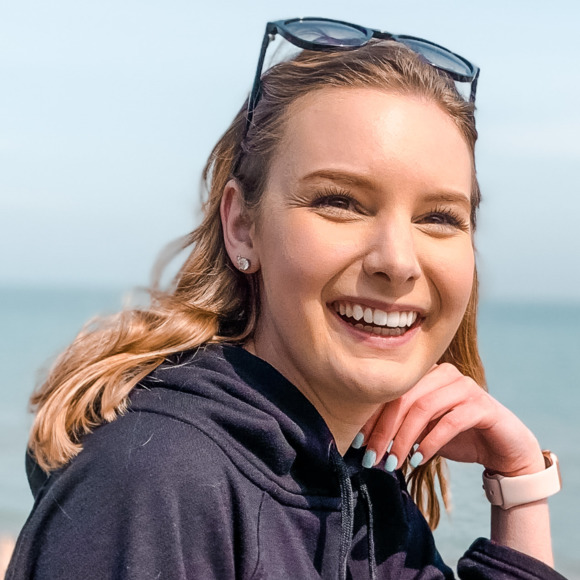 Meet the Posher Other - Meet your Posher, Emily